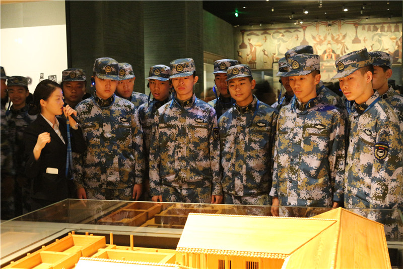 1760945590634661.jpeg 03.jpg